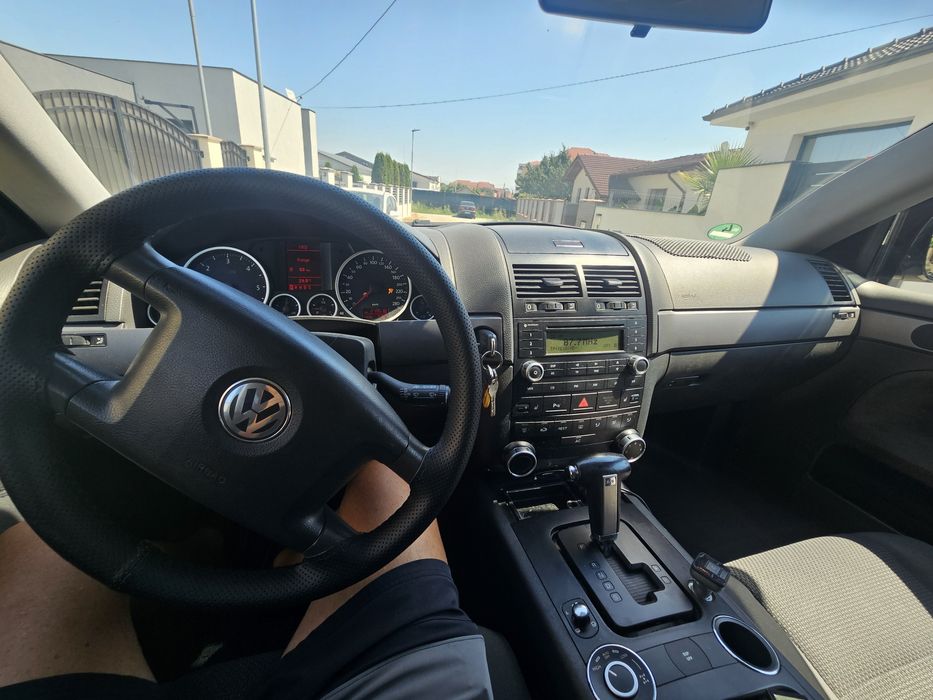 VOLKSWAGEN Touareg 2009 — imagine 5
