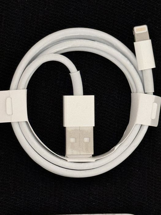 наушники,зарядка айфон новые