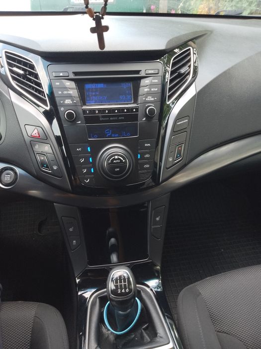 Хюндай i40 1.7 116кс. 2012г.