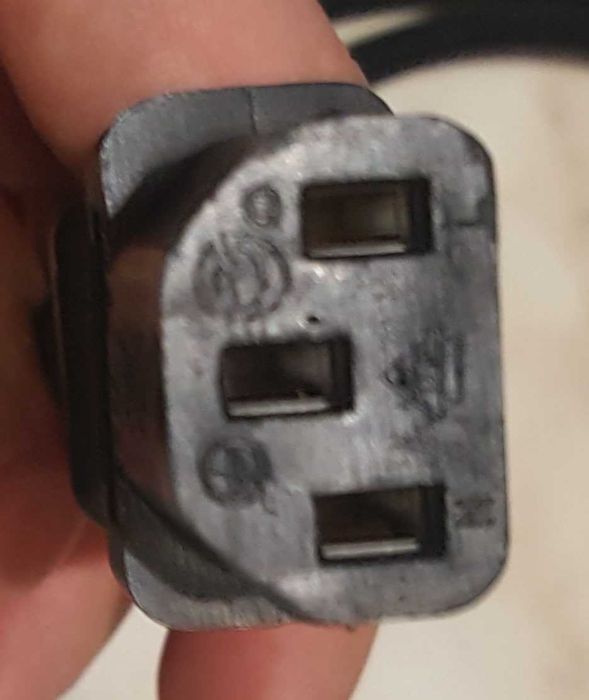 HDMI + Захранващ кабели за монитор