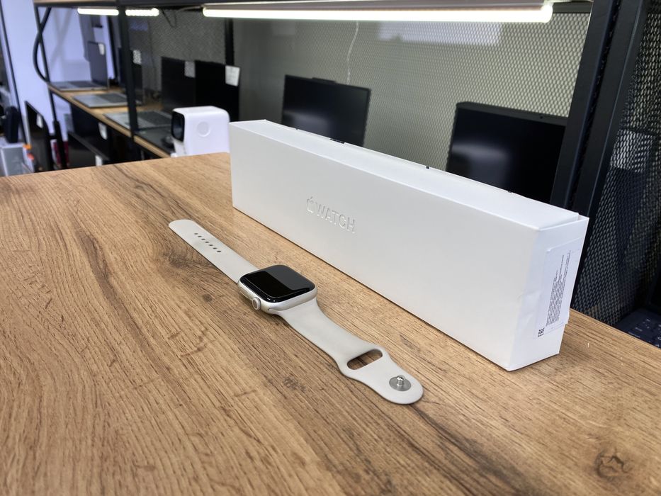 Apple Watch 8 series, 45 mm, АКБ96%, 2441/А10