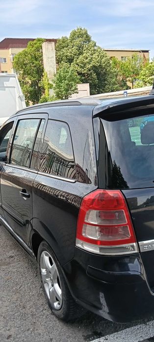 Opel Zafira b 7 locuri