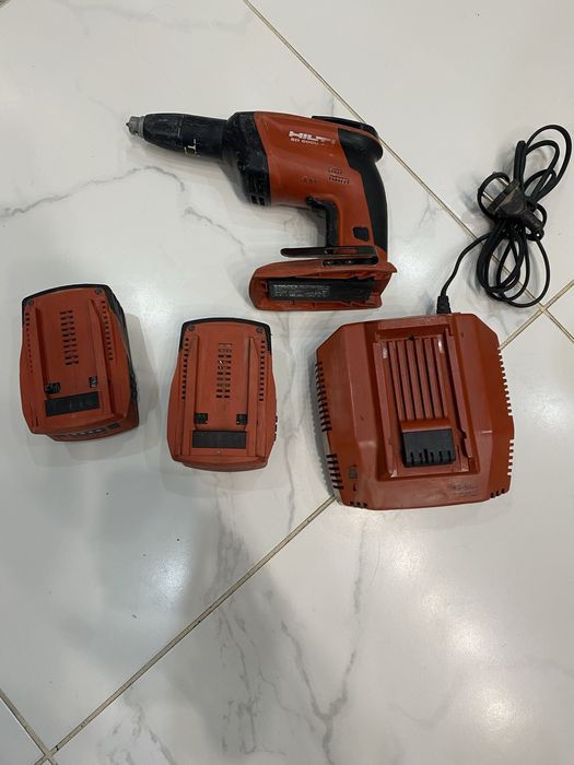 Професионален винтоверт за гипс картон Hilti SD5000-A22