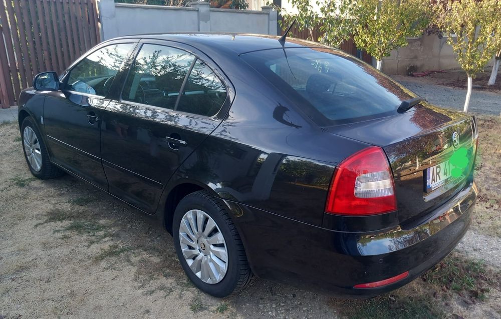 SKODA Octavia 2010 — imagine 2