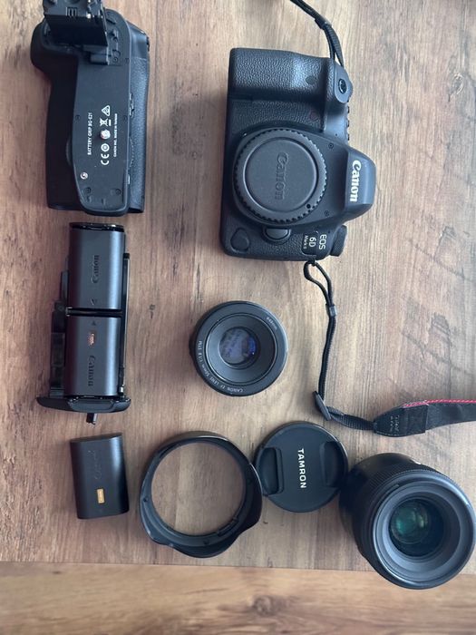 Canon 6D mark ii cu accesorii Se vinde si separat