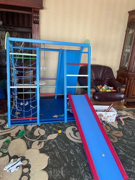 Детская спортивная горка