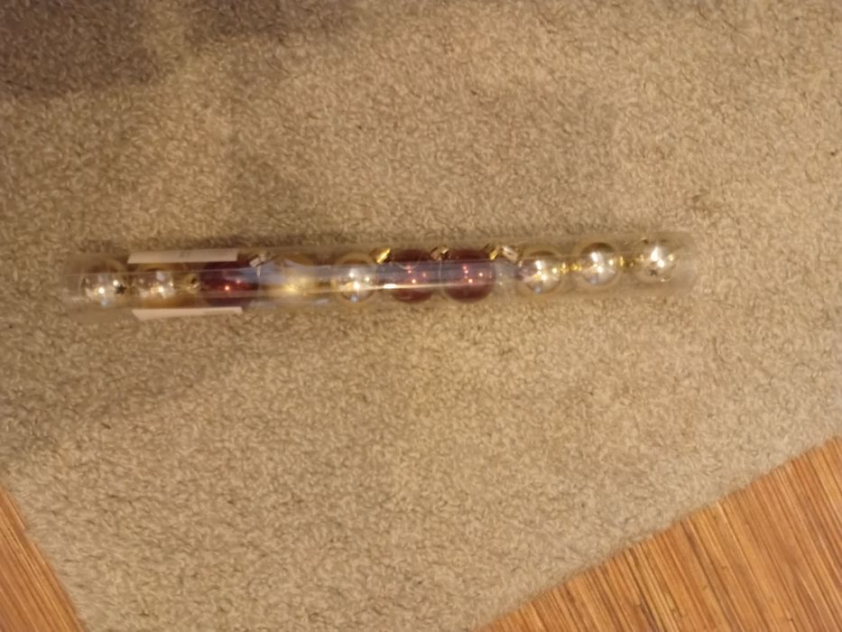 Новогодние  игрушки