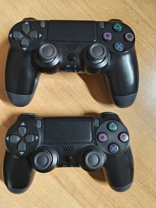 Vând controlare pentru PS 4