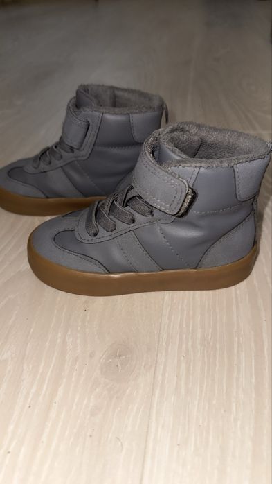 Детски ботички h&m 23 размер