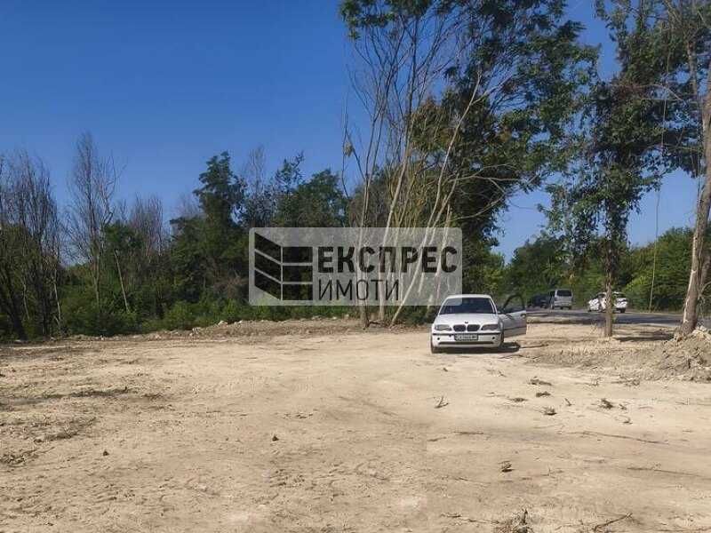 Парцел за склад, крайезерен път Варна