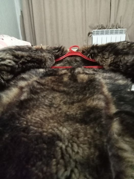 Продам дубленку мужскую хороший торг!