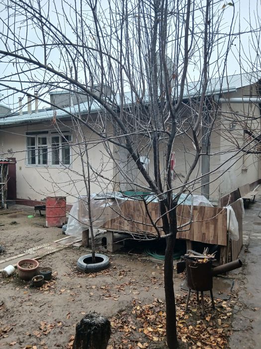 Продаётся участок, с домом.