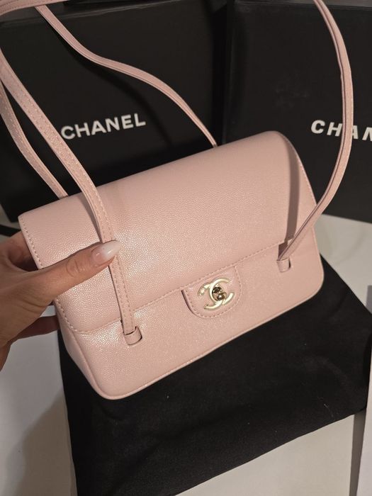 Налична чанта Chanel Preppy Coco pink
