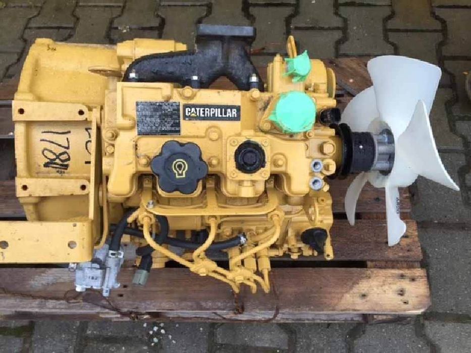 Motor caterpillar co-7 ult-020668