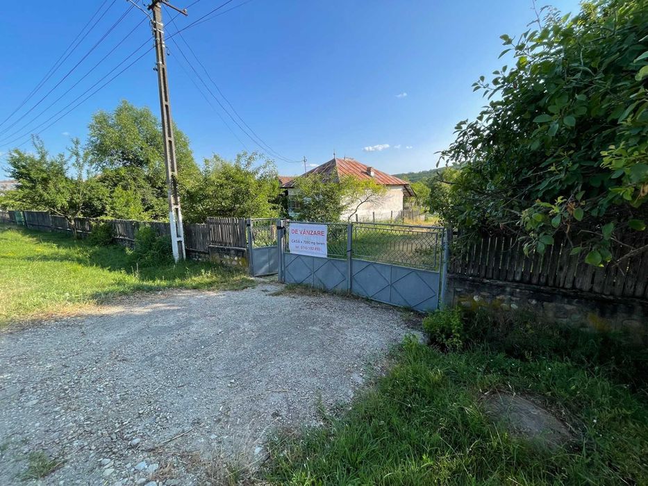 Vand Casa + teren 12.000 mp in Cernisoara, sat Modoia, Valcea