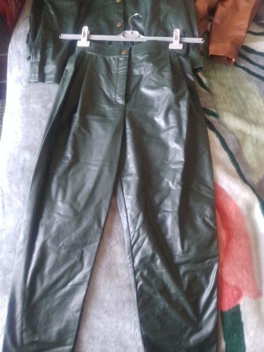 Костюм женский. Весна осень размеры 3840, 42,44,46.стандарт размеров