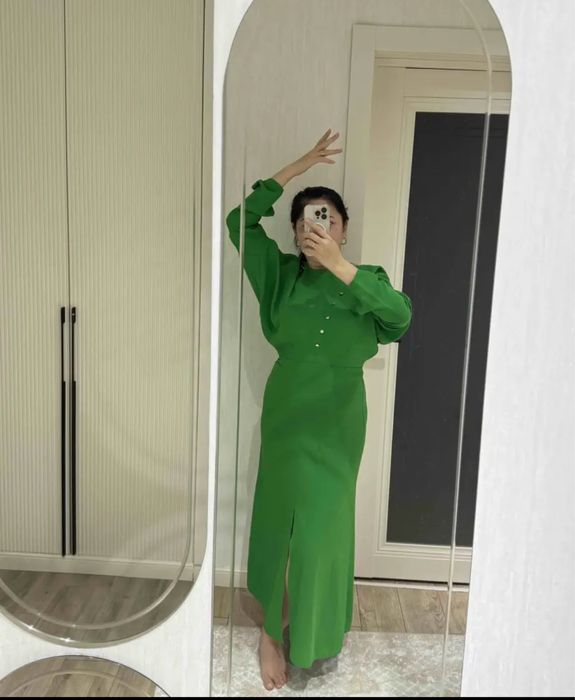 Новое платье зеленое.  Бренд: Камея Размер: 38-44 Производство Турции.