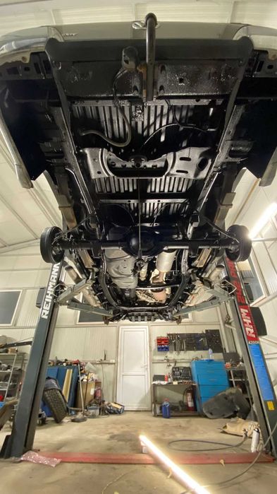 Vând WV AMAROK 2.0