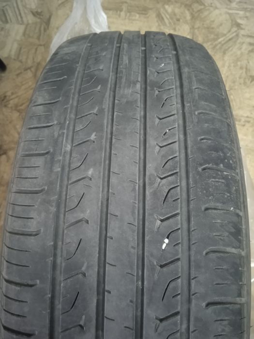 Шины комплект215/60/17