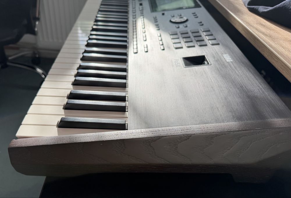Korg Pa5x Pro 76k