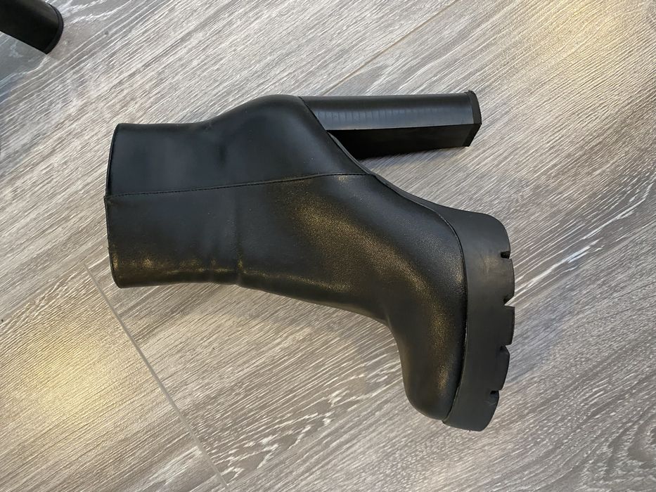 Botine cu toc si talpa track Benaza mar 36