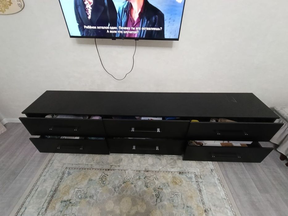 Продам тумбучку для зала