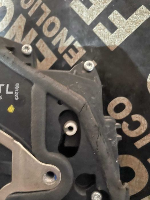 Лява брава BMW E90 / E91 / E60 / E61