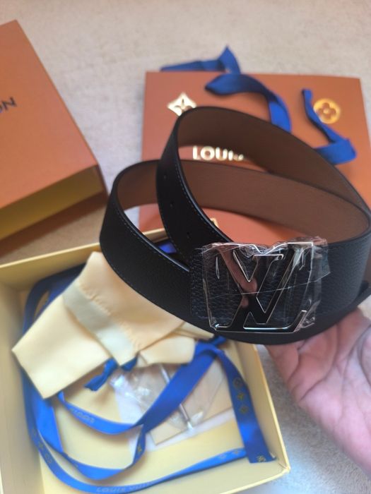 Колани различни модели