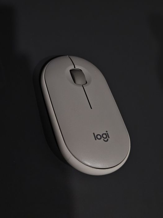 макбук эйр м1 Серый