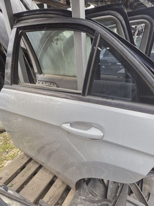 Mercedes/ Врата задна лява за Мерцедес Е класа W212
