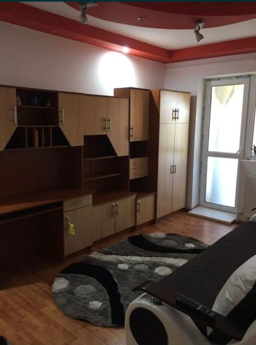 Apartament de închiriat