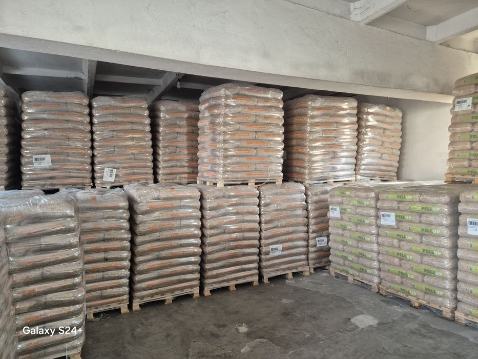 Peleti rasinoase cea mai buna calitate En plusA¹