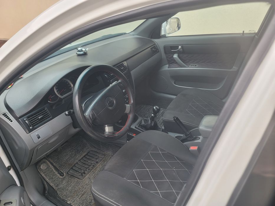 Жентра 2 позиция, холати зур