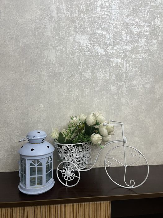 Продам декор велосипед и подсвечник