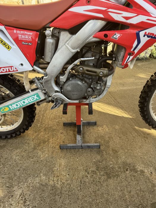 Honda 250 r  бартер 3000 евро