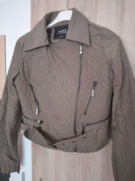 Яке дамско S размер НОВО