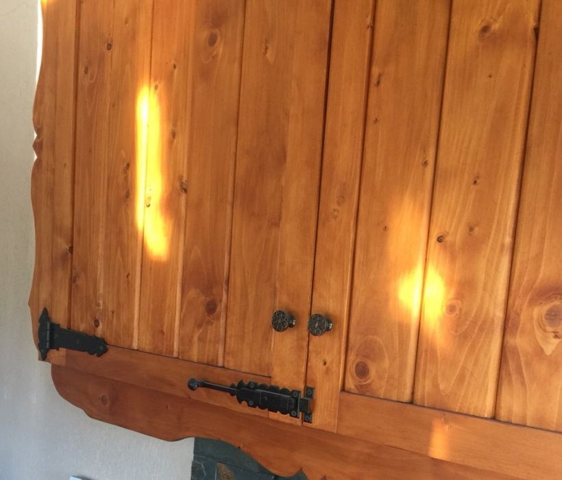 Masca televizor lemn