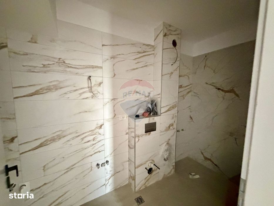 Apartament 3 camere bloc nou zona Finante