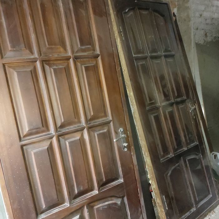 Продам деревянные двери