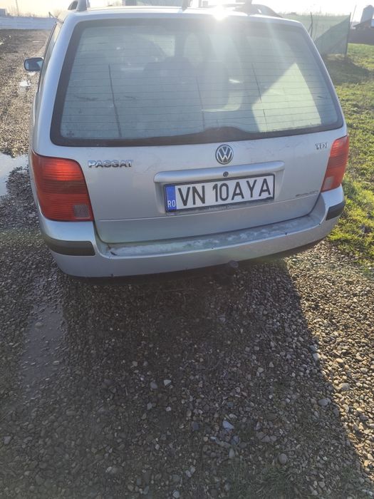 Vând Volkswagen passat