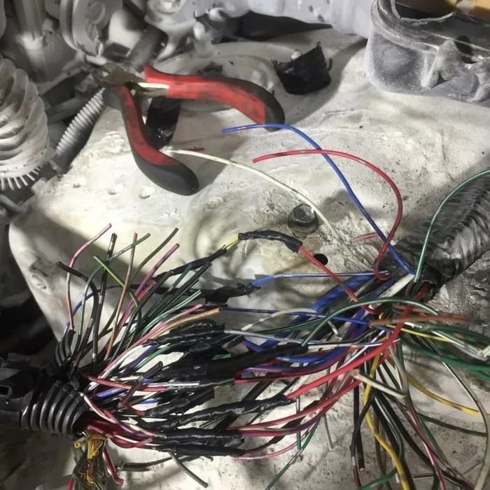 диагностика автомобиля. электрика автомобиля. компьютерная диагностика грузовиков. автомеханик электрик. автоэлектрик 24 7.