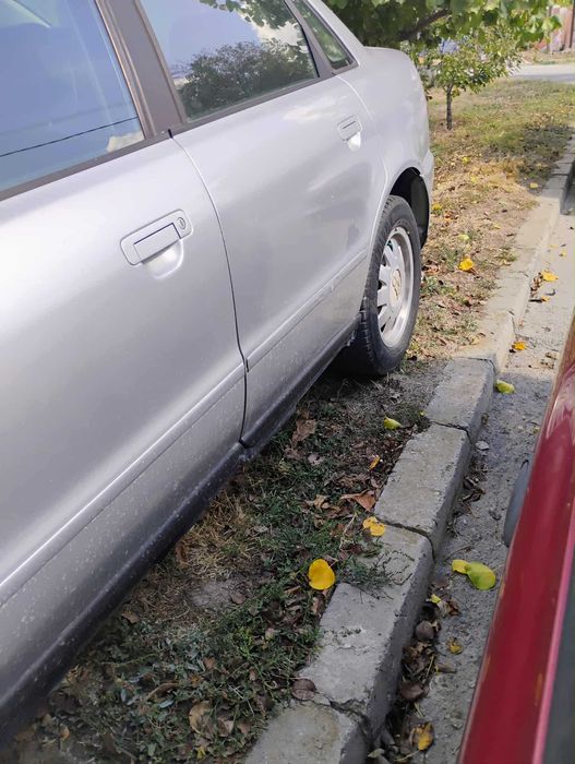 Audi A4 2.6 6-цилиндров двигател