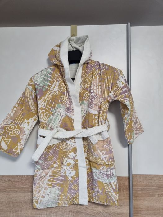 Halate 6-13 ani 3 buc.la 60lei