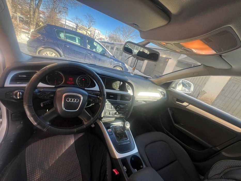 Vand Audi A4 B8 an 2009