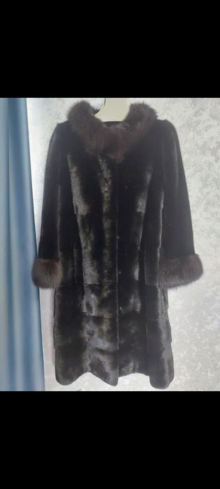 Верхняя женская одежда