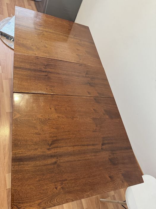 продам стол и стулья