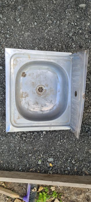 Продажа ванны для санузела.