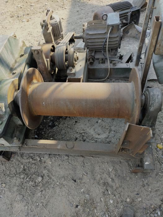 Лебедки для разного оборудования