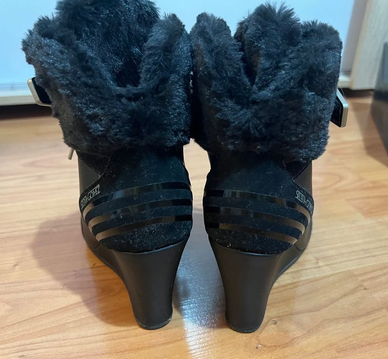 Женски зимни боти Adidas Neo Selena Gomez