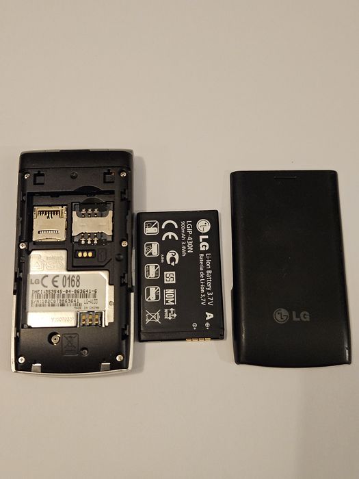 Telefon  LG A133